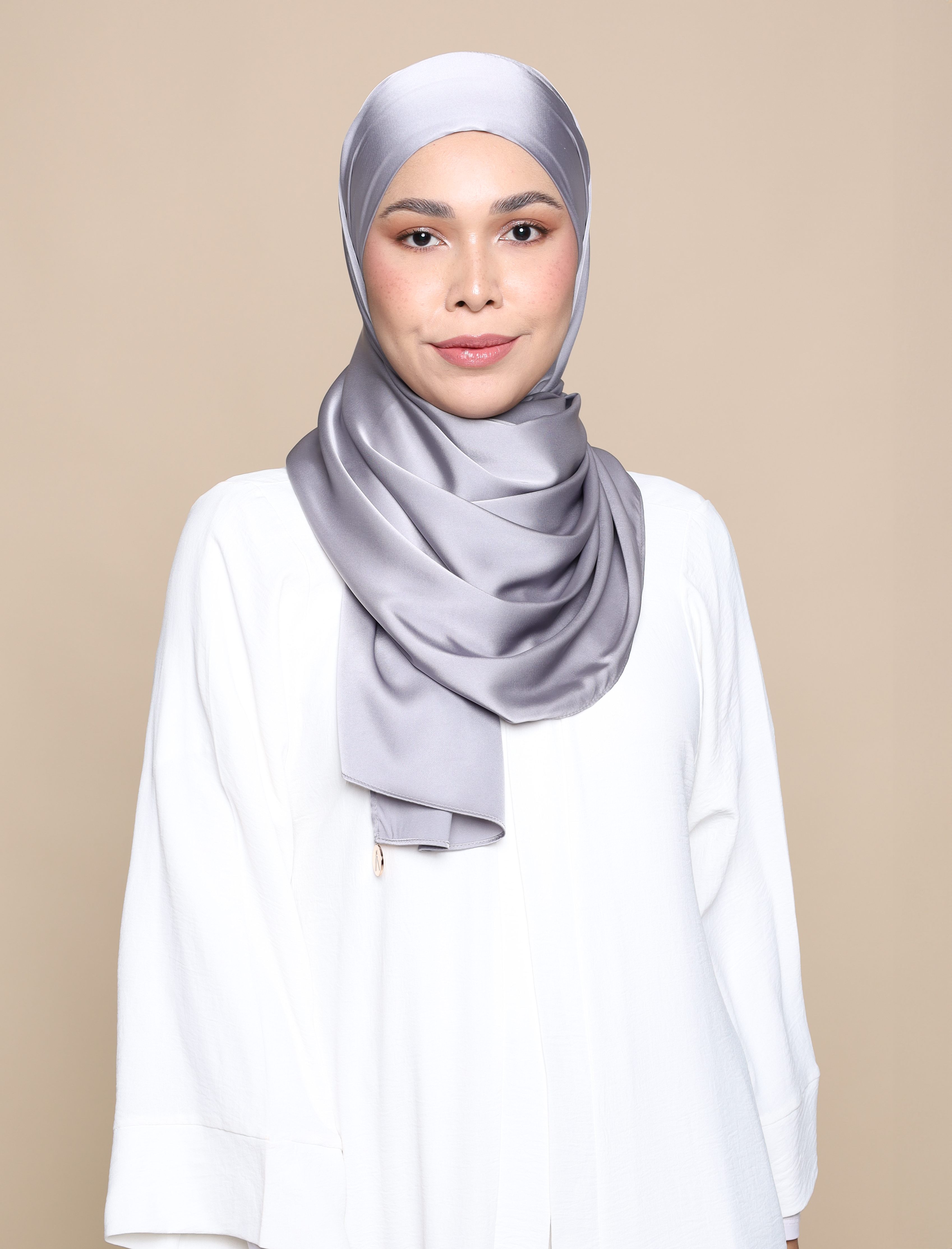Lux Square Soft Satin Silk - Grey
