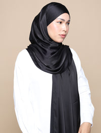 Lux Square Soft Satin Silk - Black
