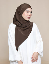Buttery Tri Lux Square - Dark Olive