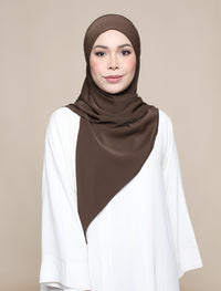 Buttery Tri Lux Square - Dark Olive