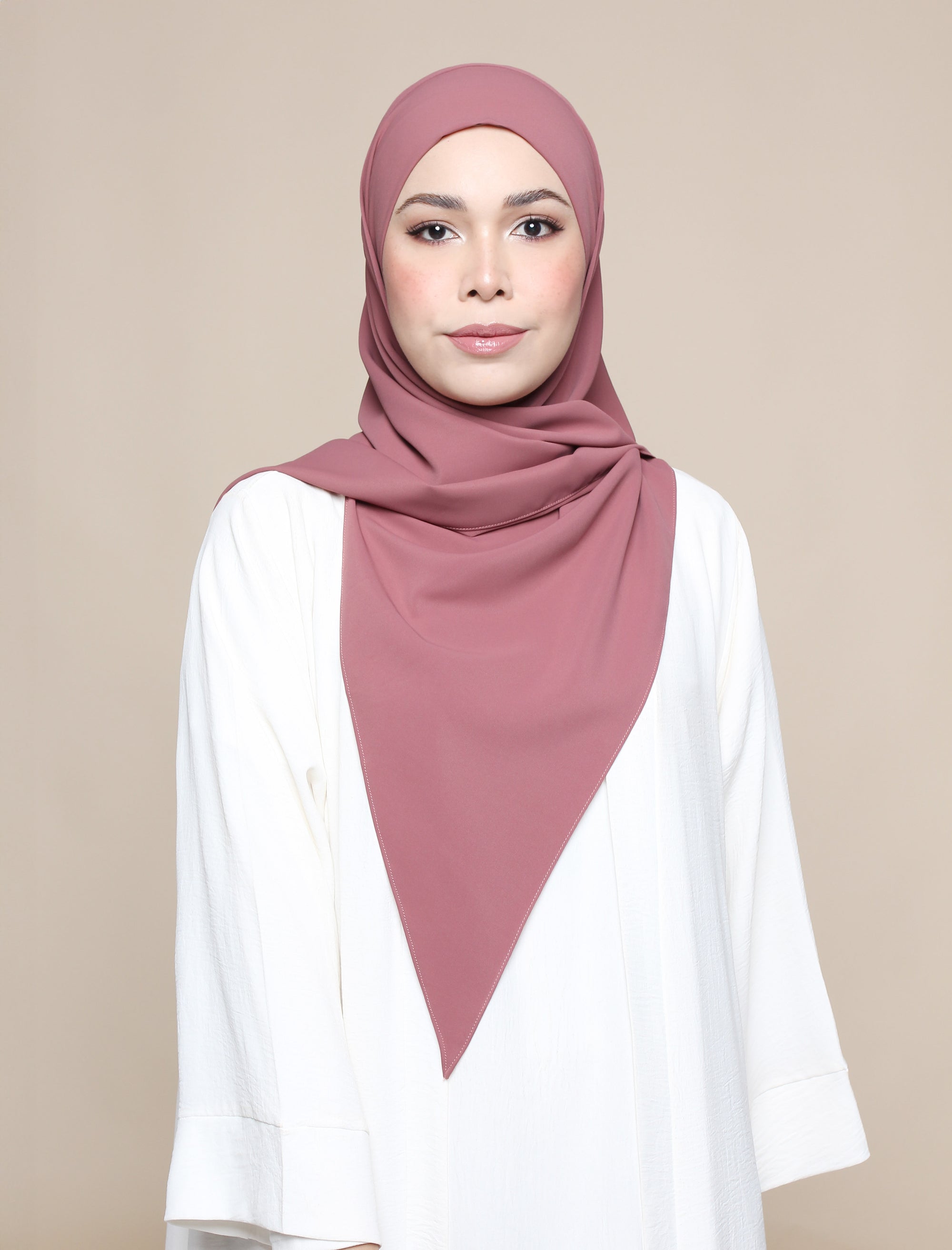 Buttery Tri Lux Square - Dry Rose