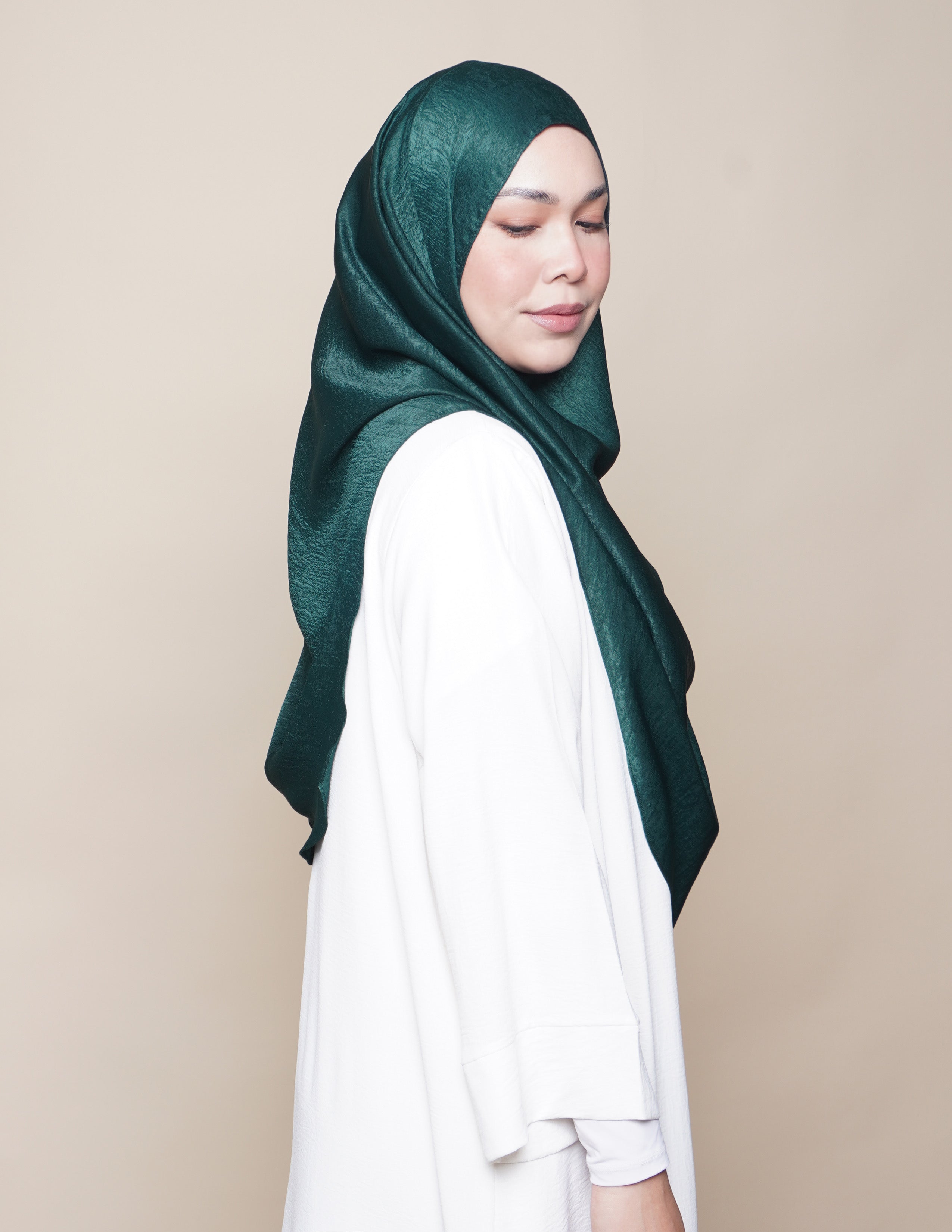 Khadijah Satin Crepe - Emerald