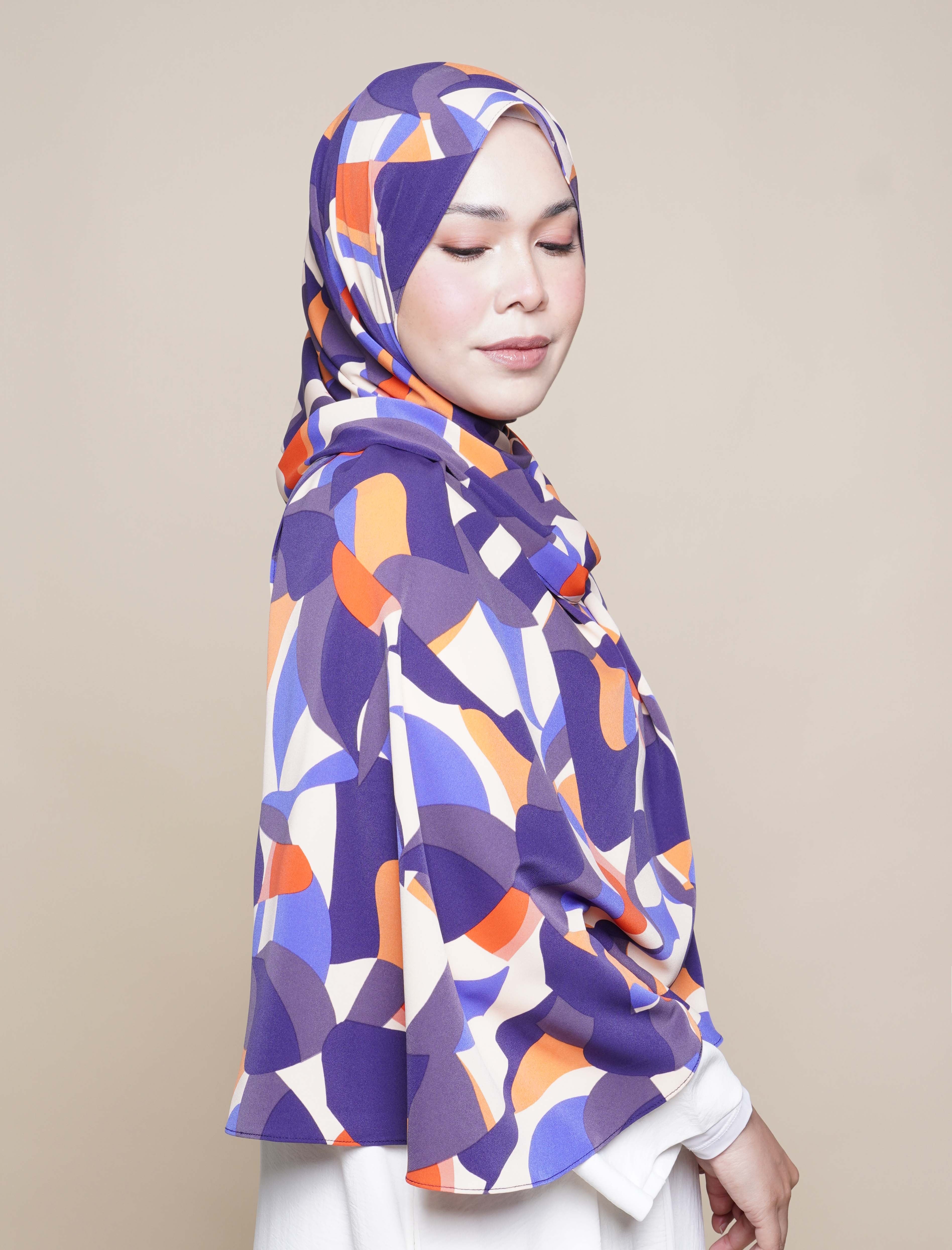 Geo Print Viscose Curve Shawl - Multicolour