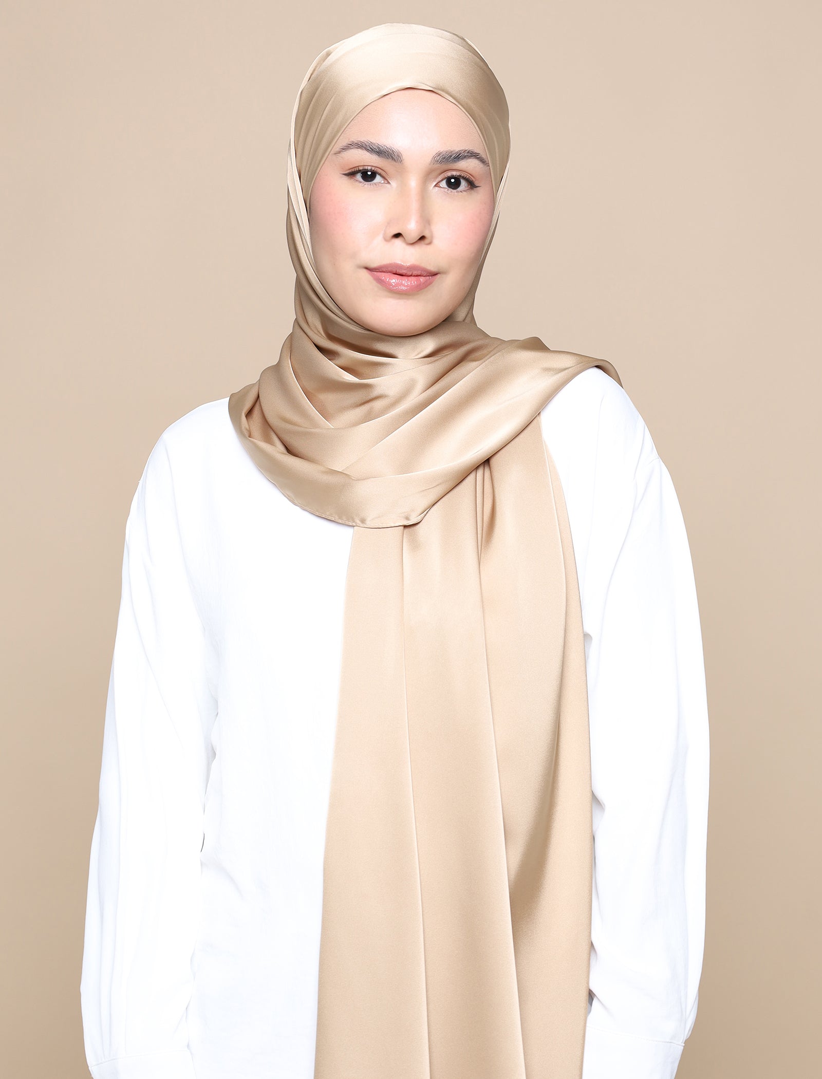Lux Square Soft Satin Silk - Gold