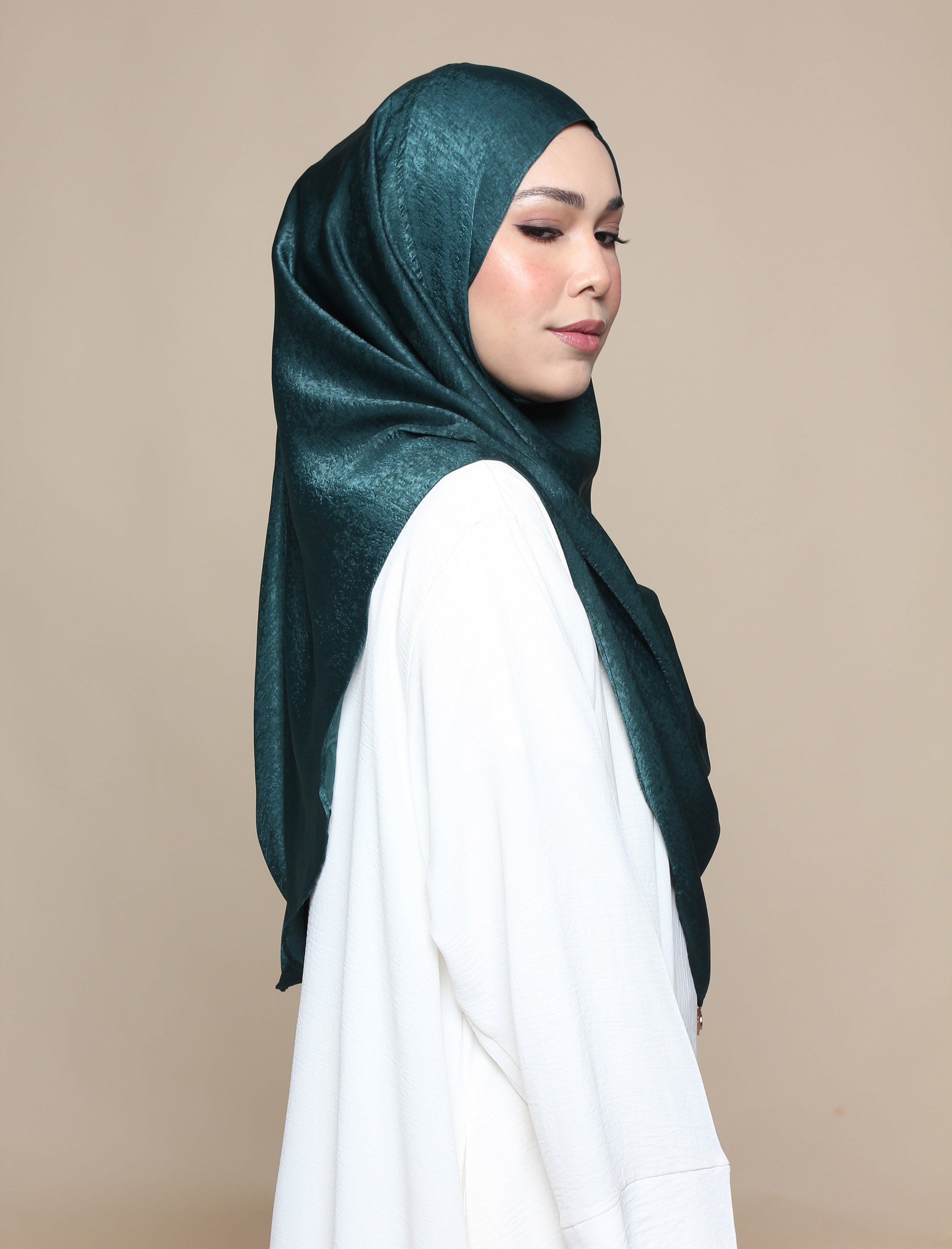 Khadijah Satin Crepe - Emerald