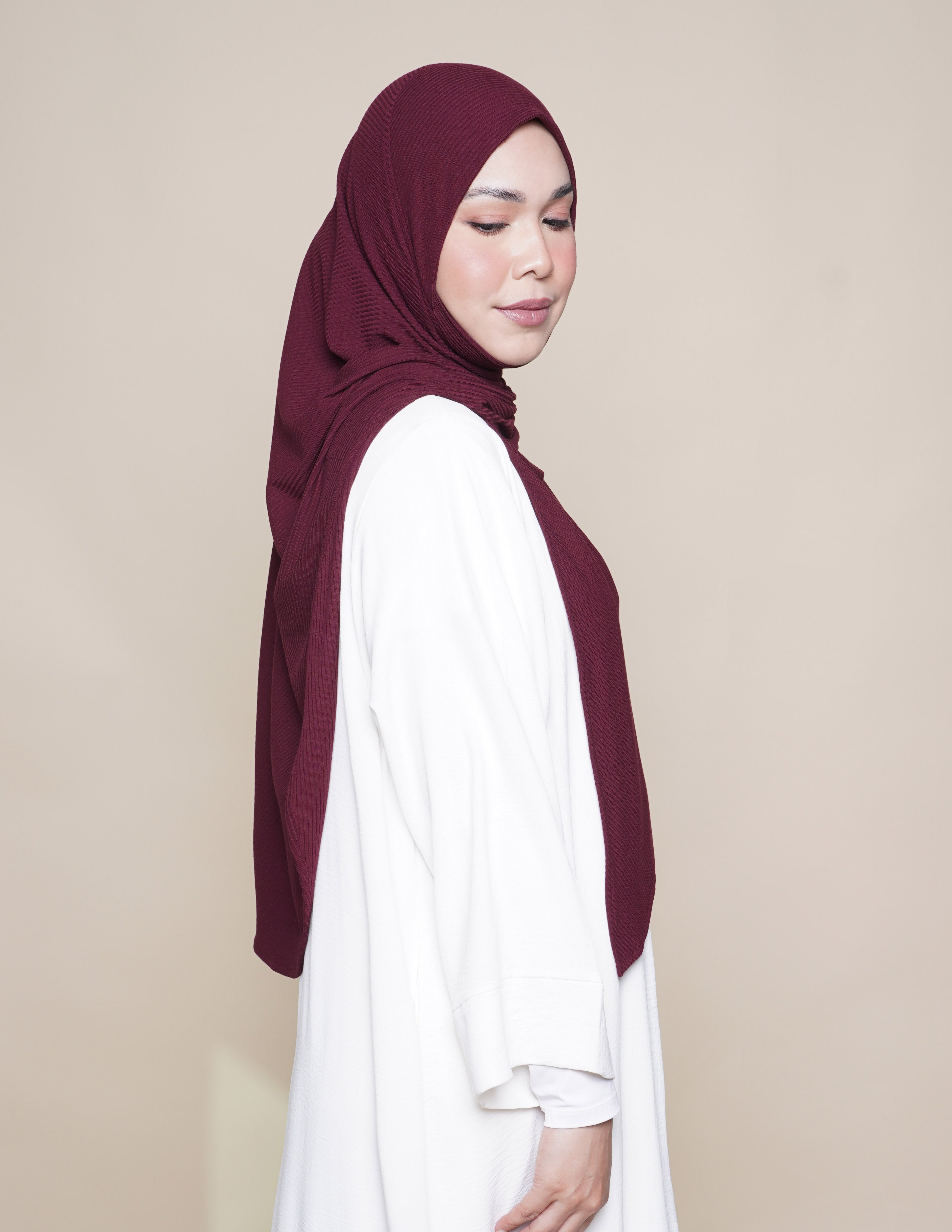 Sarah Comfort Knit - Maroon