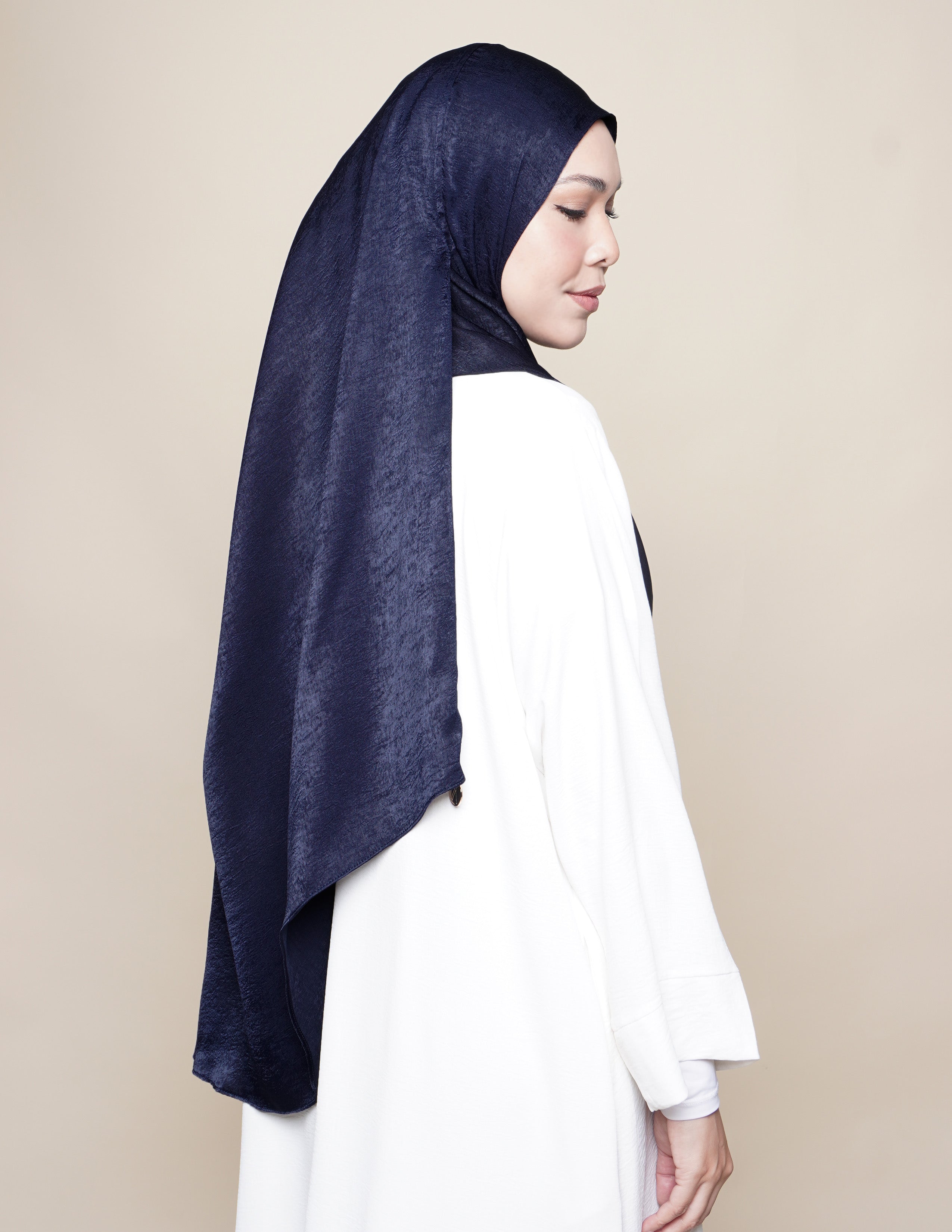 Raudhah Satin Crepe - Navy