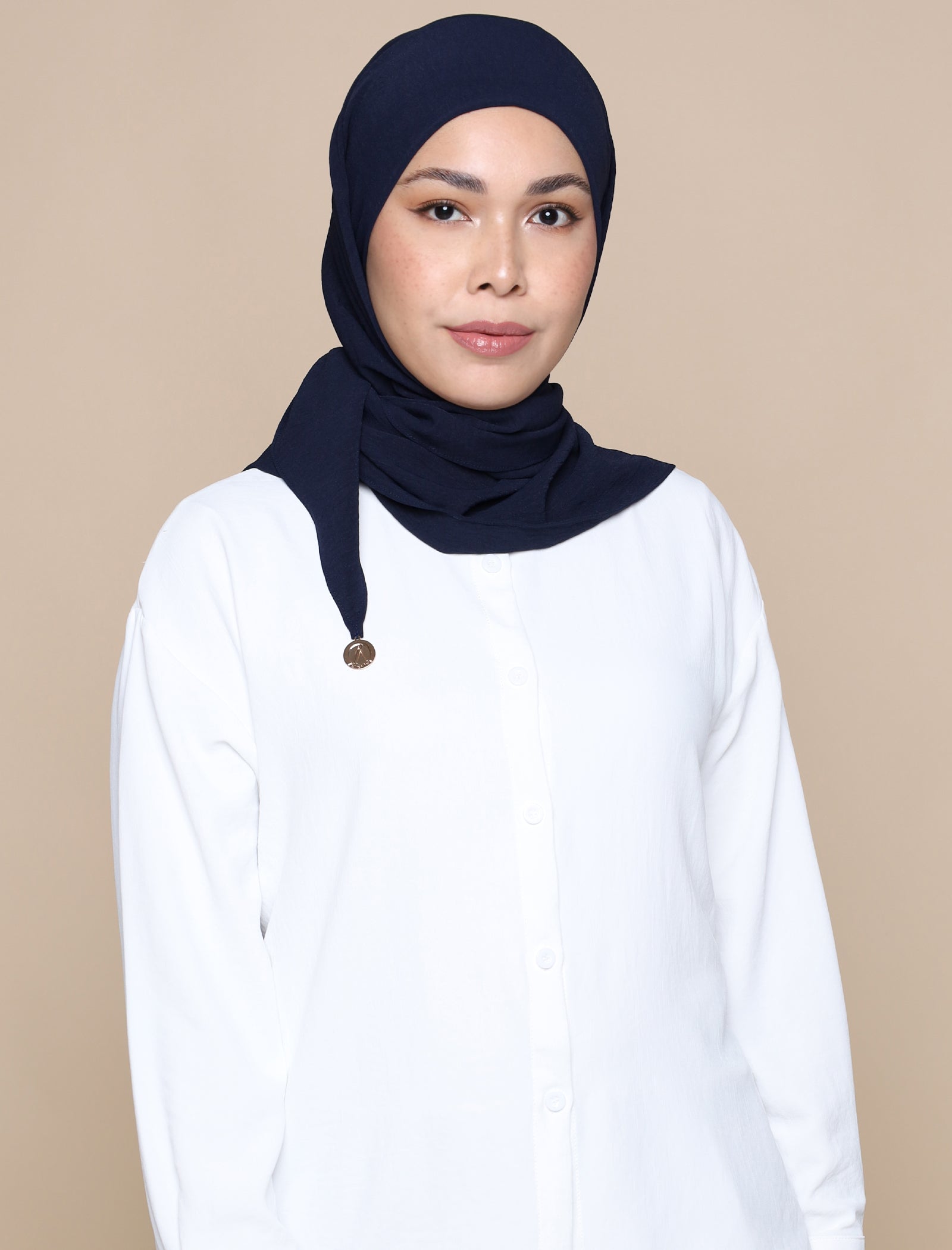 Soft Crepe Tri Lux Square - Navy
