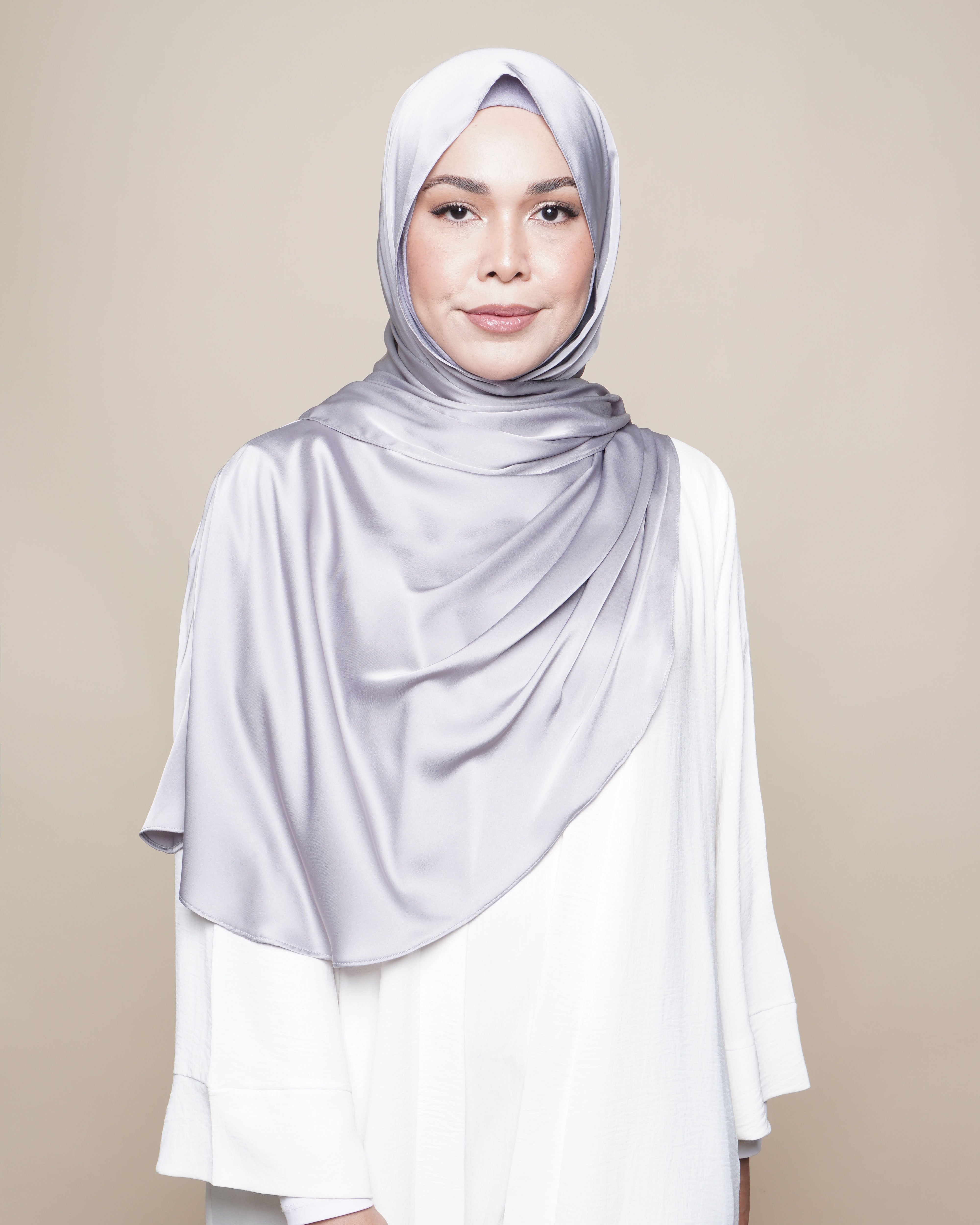 Easy Breezy Cloud Satin - Silver