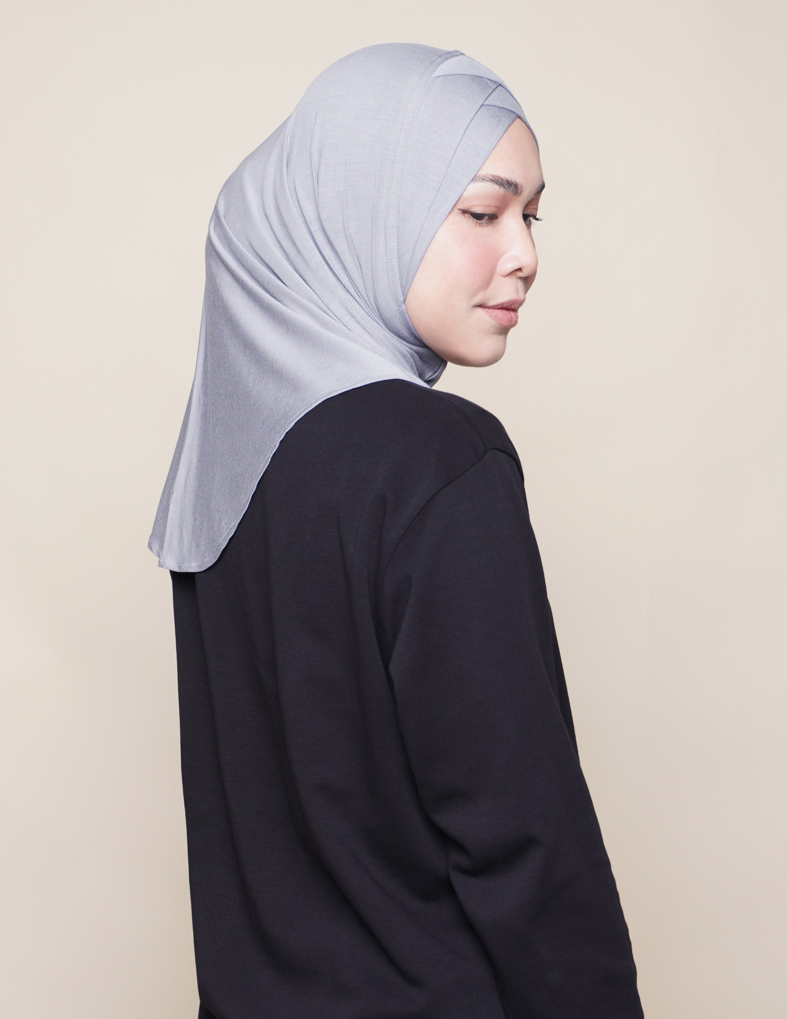 Double V Underscarf - Grey