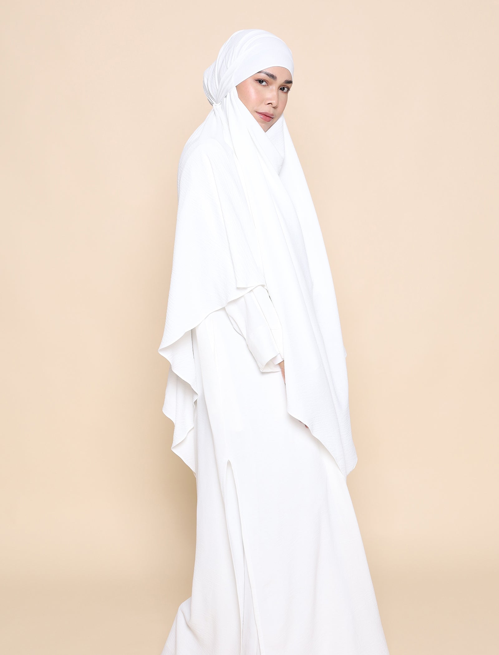Khimar Crepe - White