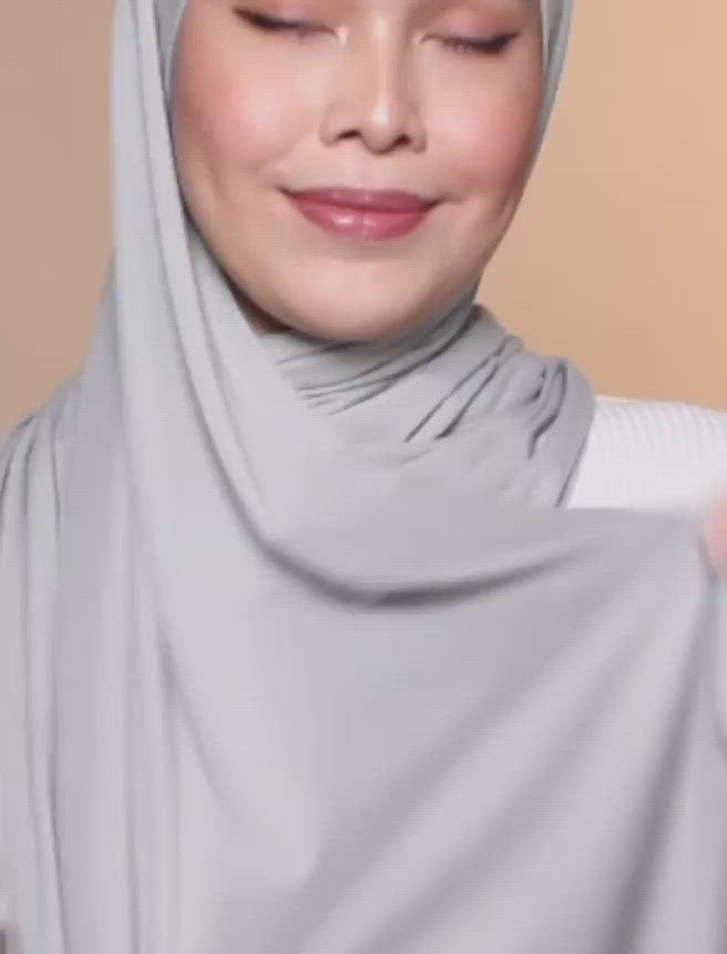 Load video: Lux Square Soft Jersey - Light Grey