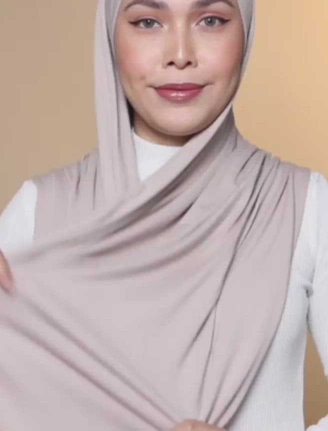 Load video: Lux Square Soft Jersey - Khaki